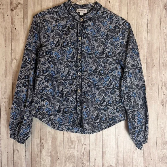 Evereve 'Sheila'  Blue Floral Batik Piped Cotton Blouse Small - Picture 2 of 9